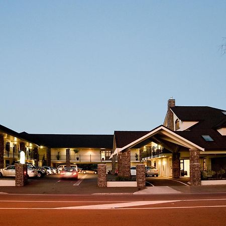 Aotea Motor Lodge Whanganui Exteriér fotografie The River Lee Hotel