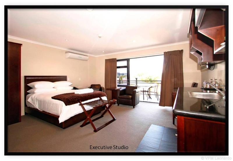 Aotea Motor Lodge Whanganui Exteriér fotografie Executive Studio